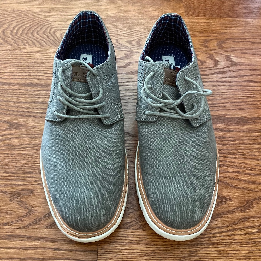 Men’s Size 10 Ben Sherman Oxfords - never worn